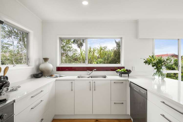 14 Holdaway Avenue Northcote_13