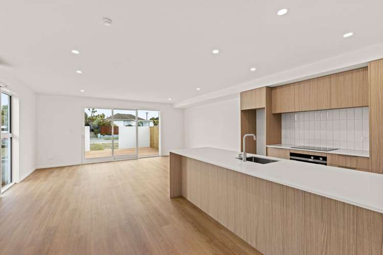 1-3/43 Keppel Street_5