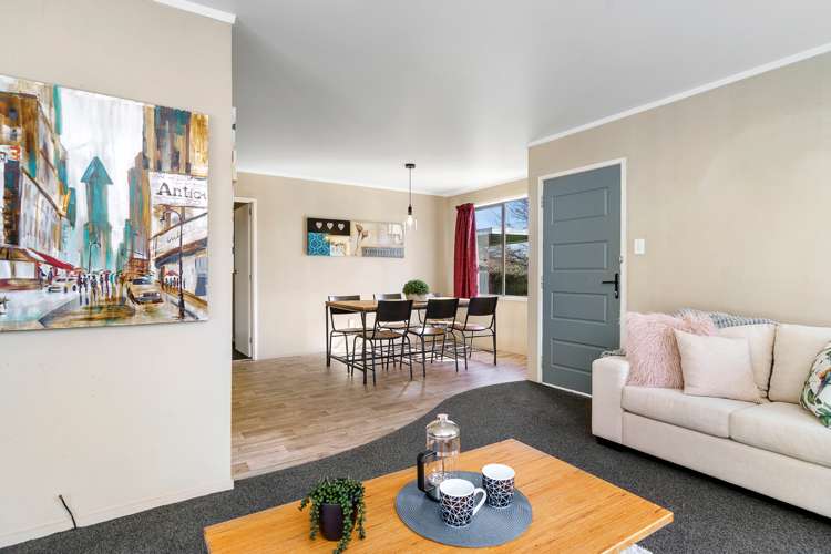 6 Sargeson Place Leamington_8