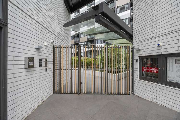 1005/438 Queen Street Auckland Central_18