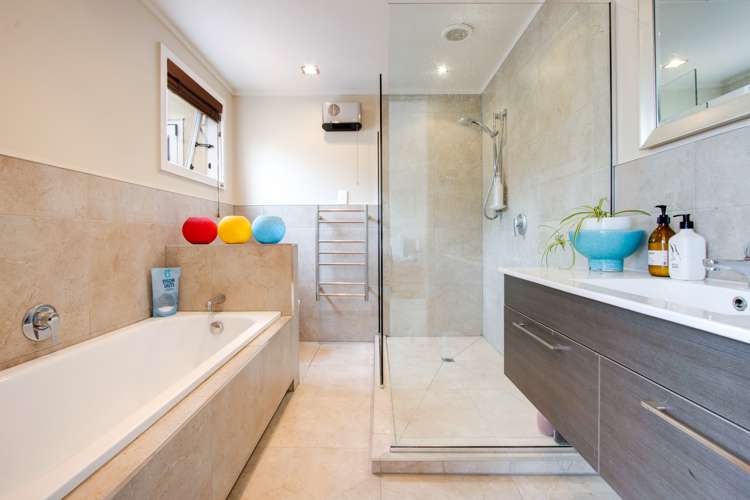 3 Moana Place Taradale_19