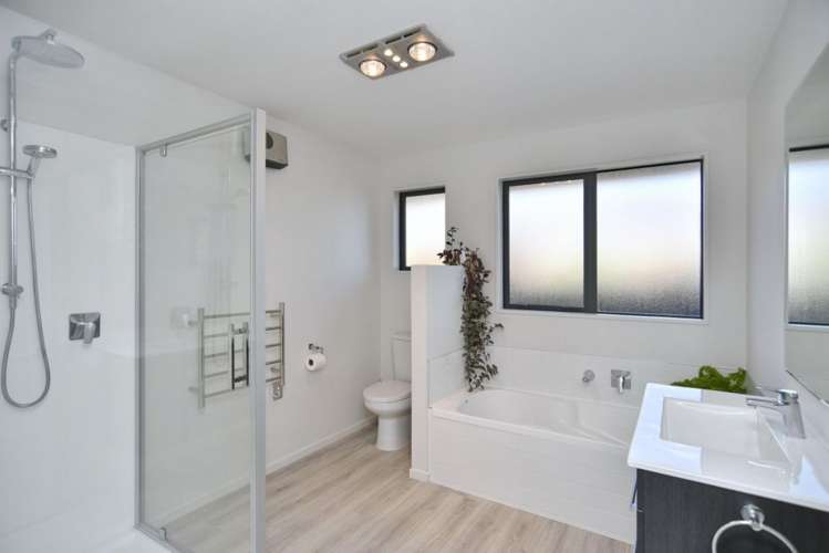 411a Bower Avenue Parklands_13