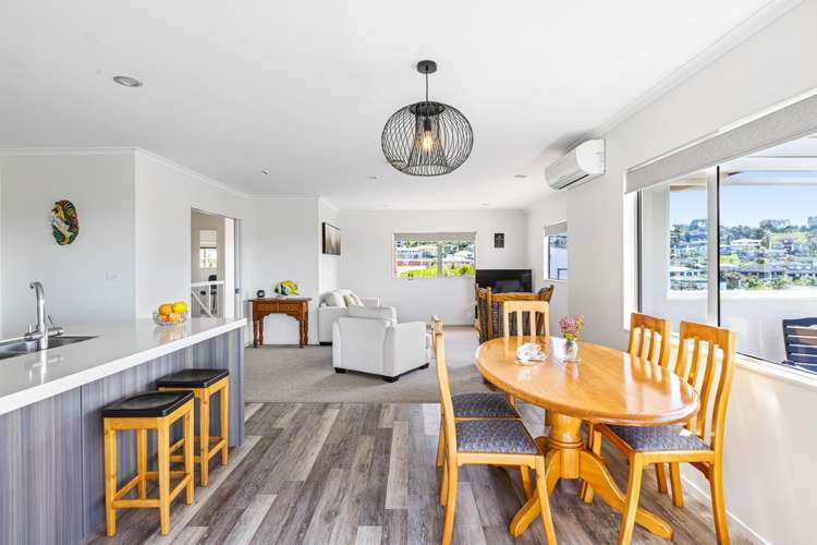 24 Grovenor Drive Orewa_9