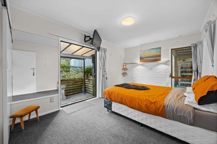 274 Forest Hill Road Waiatarua_15