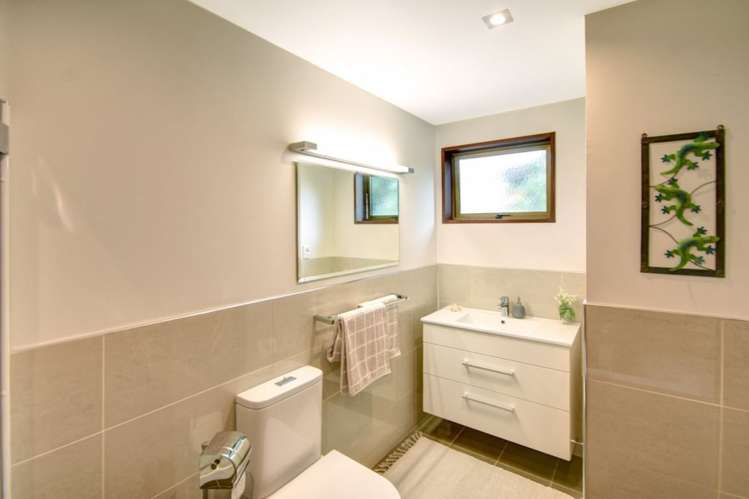 4d Edinburgh Street Green Island_15