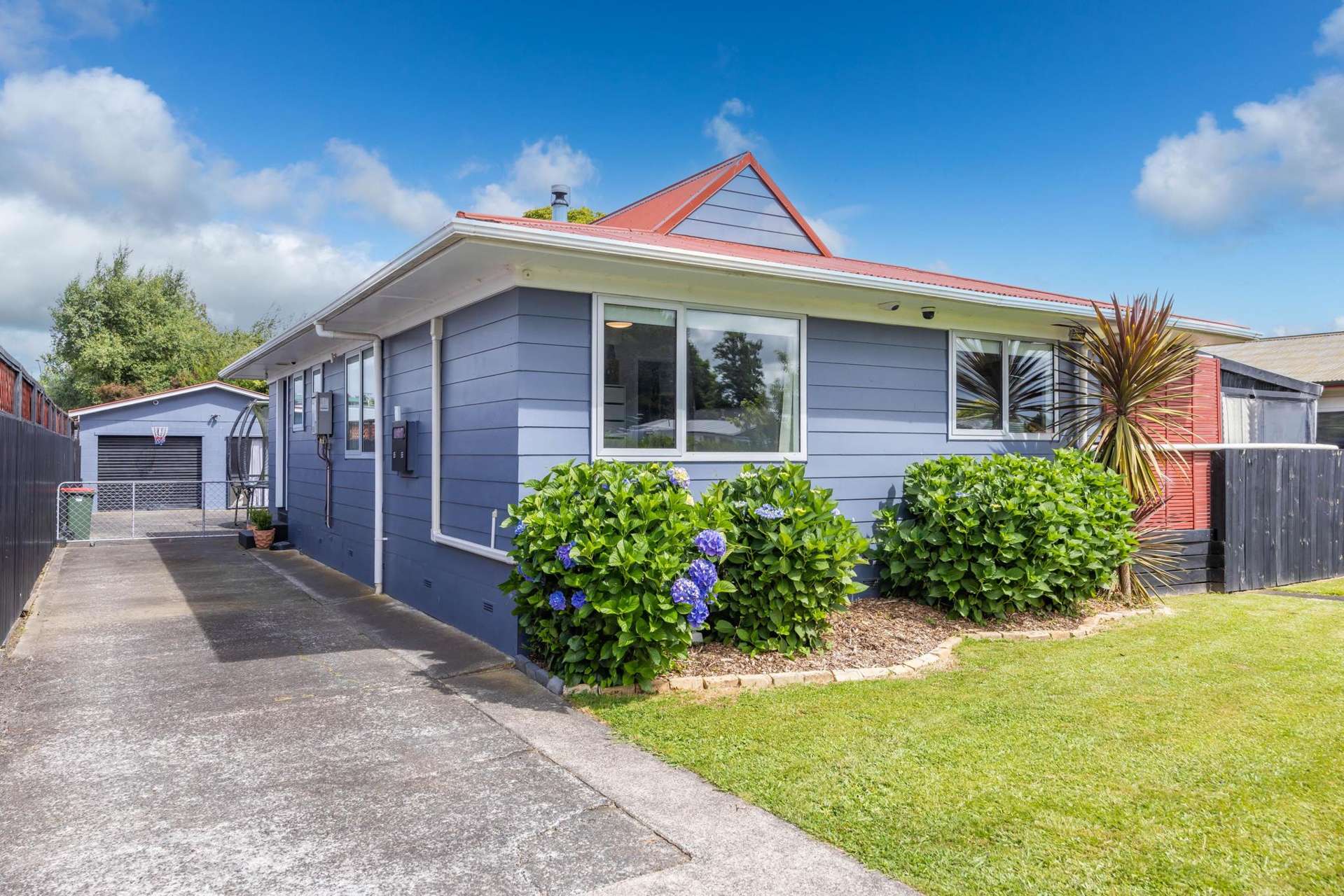 56 Karen Crescent Dinsdale_0