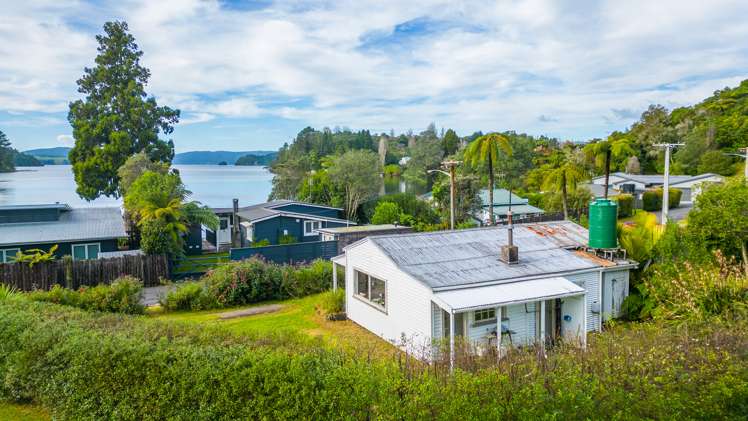 75 Whangamoa Drive Okere Falls_9