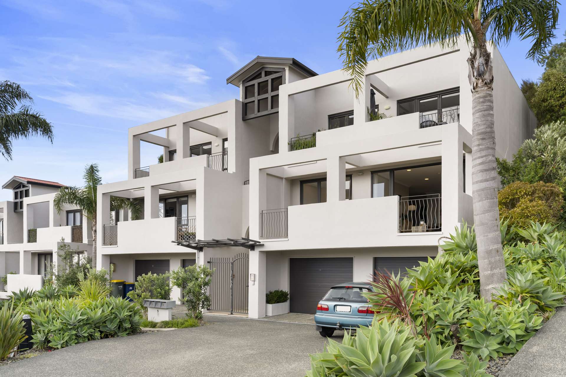 9/5 Monte Cassino Place Birkdale_0