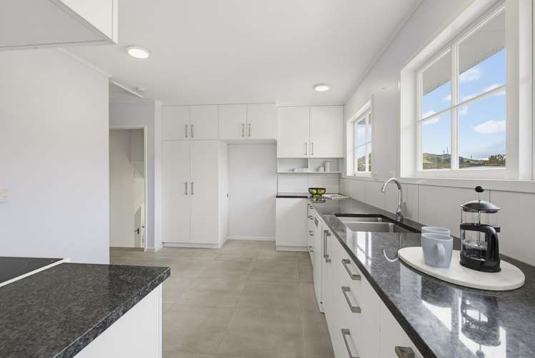 9 Caesars Place Churton Park_11
