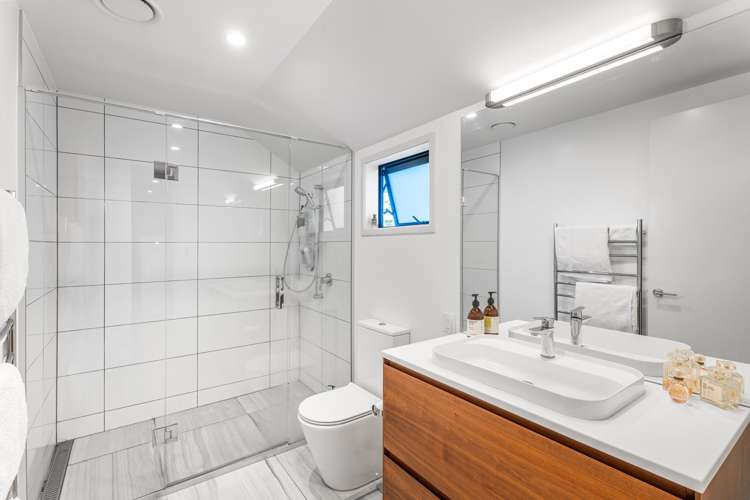 9 Fernwood Place Wai O Taiki Bay_15