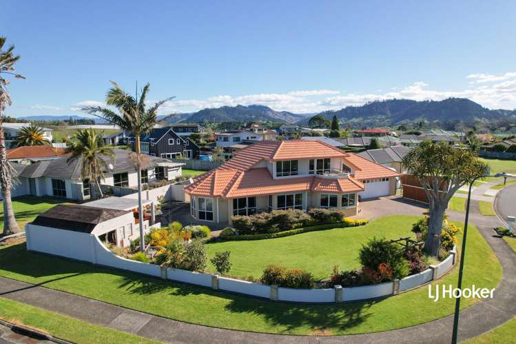 1 Island Vista Athenree_5