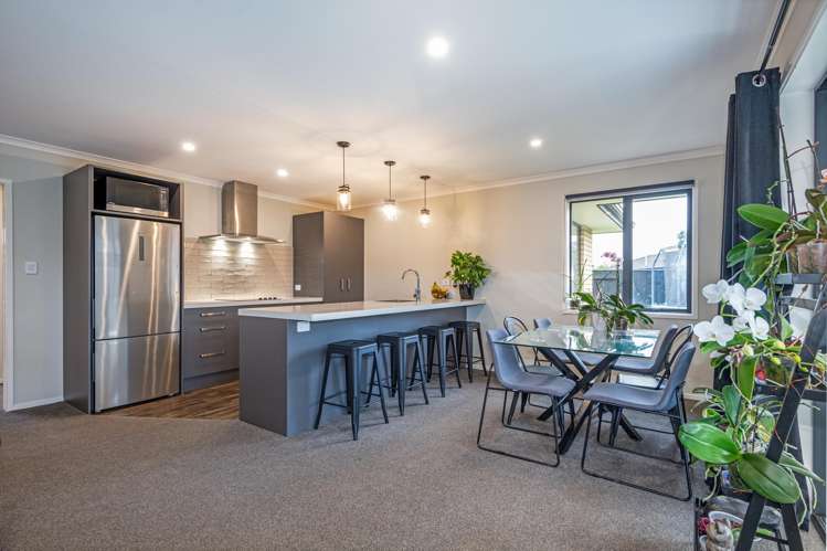 11 Pearl Grove Ashhurst_2
