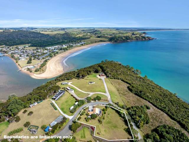 Live the Coastal Dream in Cable Bay!
