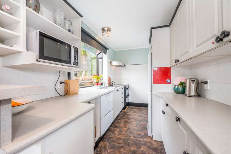 13 Invercargill Drive Kelson_6