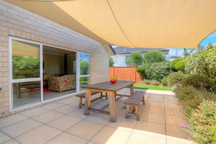 72 Pine Harbour Parade Beachlands_7