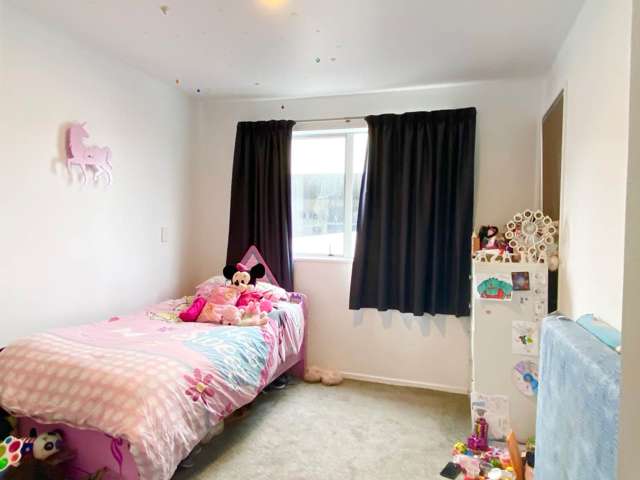 90b Michael Jones Drive Flat Bush_4