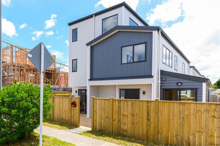 32a Ennismore Road Mount Albert_21