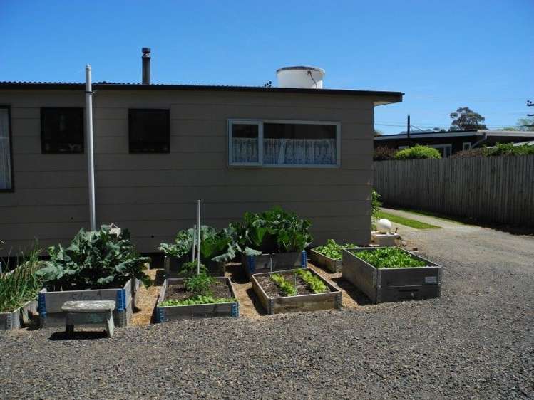 7 Old French Road Takamatua_14