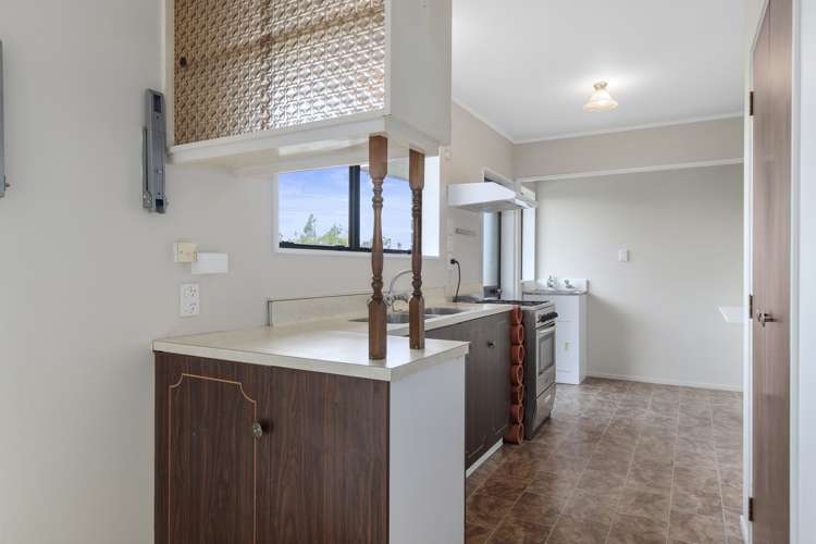 137 Tuhikaramea Road Dinsdale_6