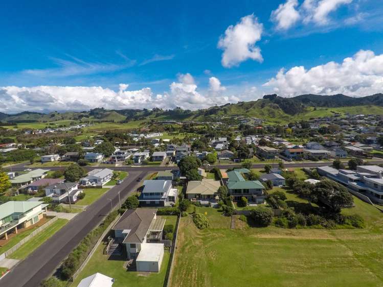 21 Dillon Street Waihi Beach_23