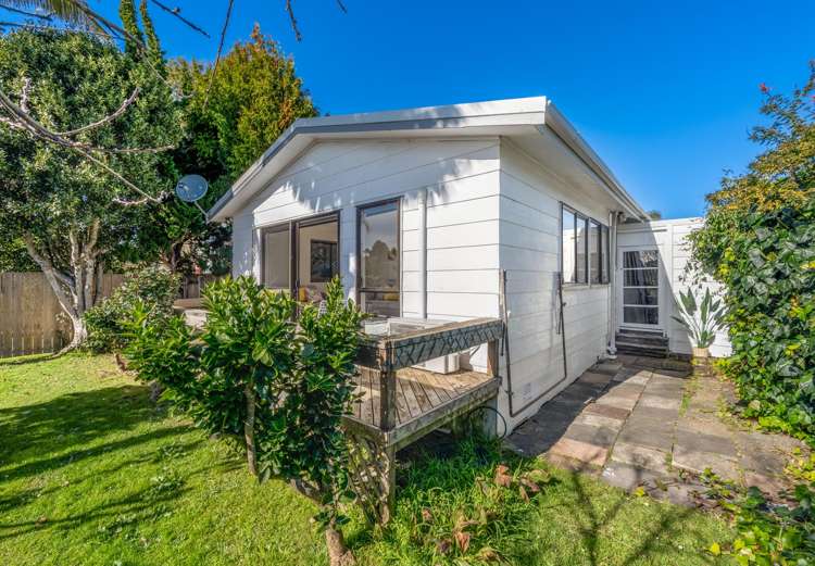 2/102 Elliot Street Howick_19