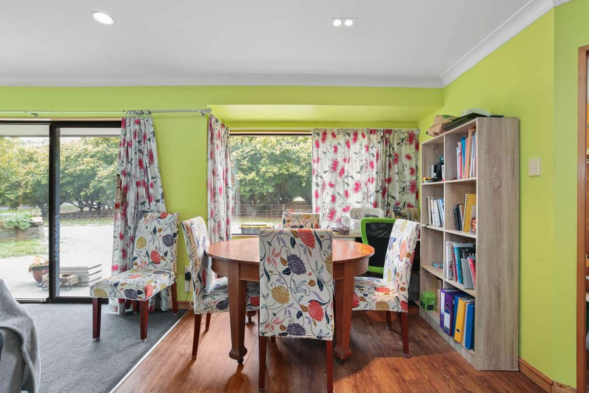 65 Rowley Crescent_3