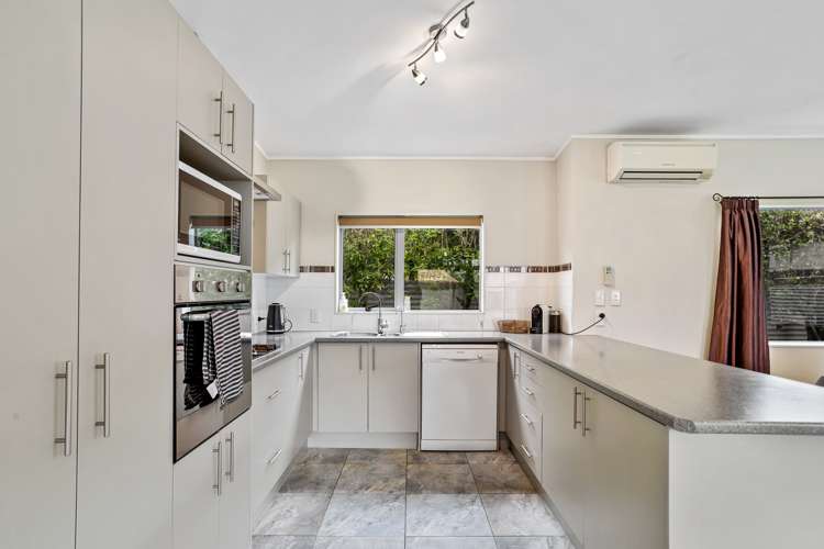 44a Yeovil Road Te Atatu Peninsula_11