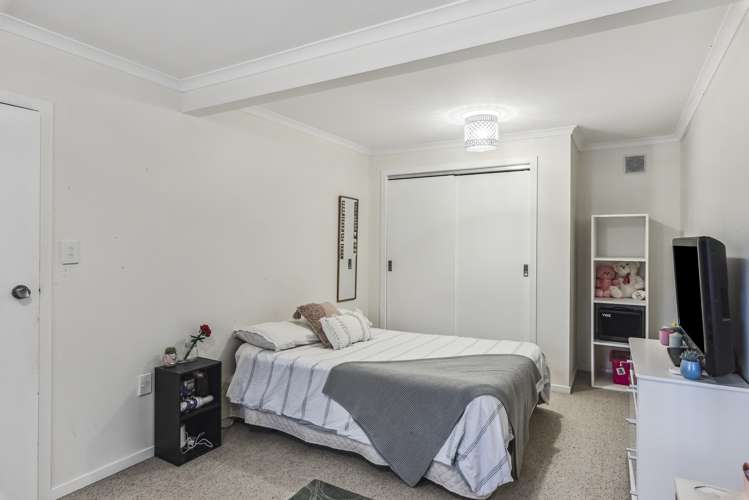 51 Kakariki Grove Waikanae_16