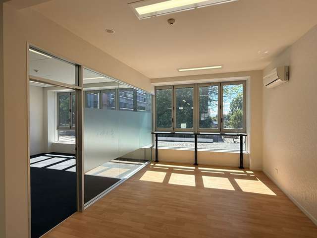 First Floor, 427 Victoria Street Central Hamilton Central_3