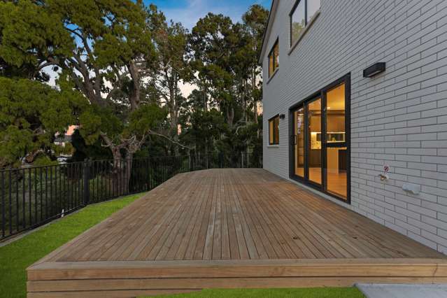 27 Tannaghmore Drive Flat Bush_2