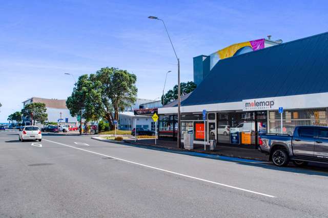 Shop 7/53 Egmont Street New Plymouth_2