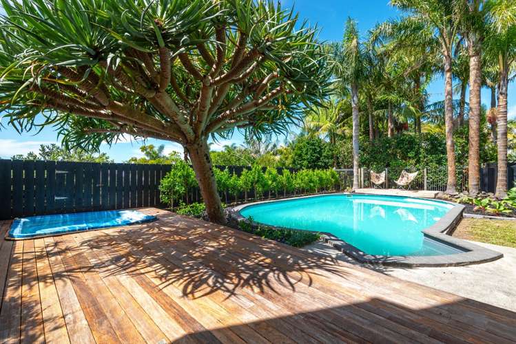 72 West End Road Westmere_27