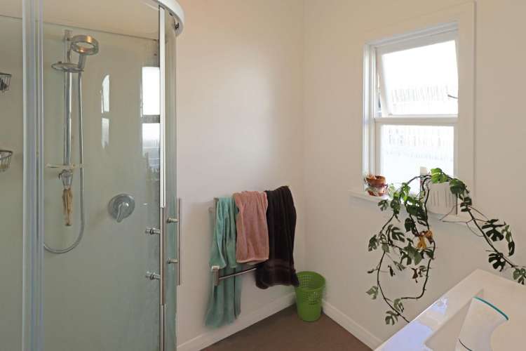 23 Glamis Avenue Strathmore Park_6