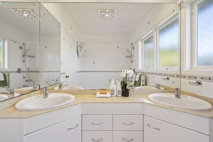 10 Brunton Place Glenfield_13