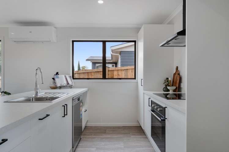 7 Tumai Lane 1086_5