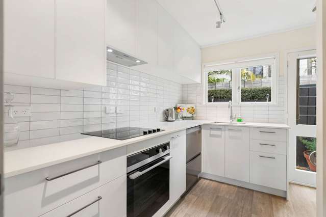 10/8 Hamilton Road Herne Bay_1