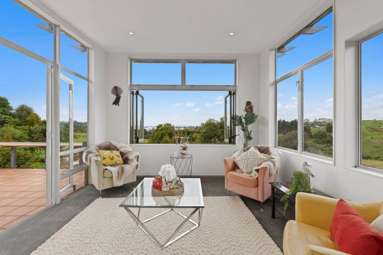 15 Tudor Park Drive_4