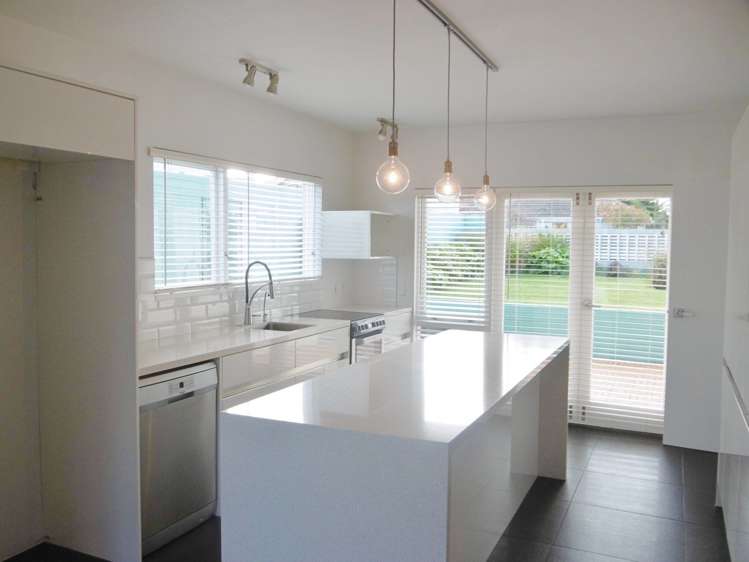 1/10 Dallinghoe Crescent Milford_8