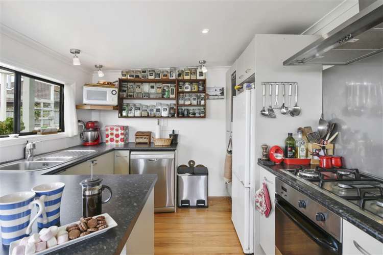 3 Bell Road Beachlands_5