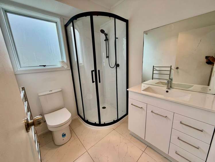 6 Yearsley Place Manurewa_9
