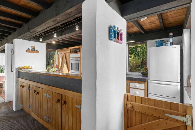 22 Rakeiora Grove Korokoro_6