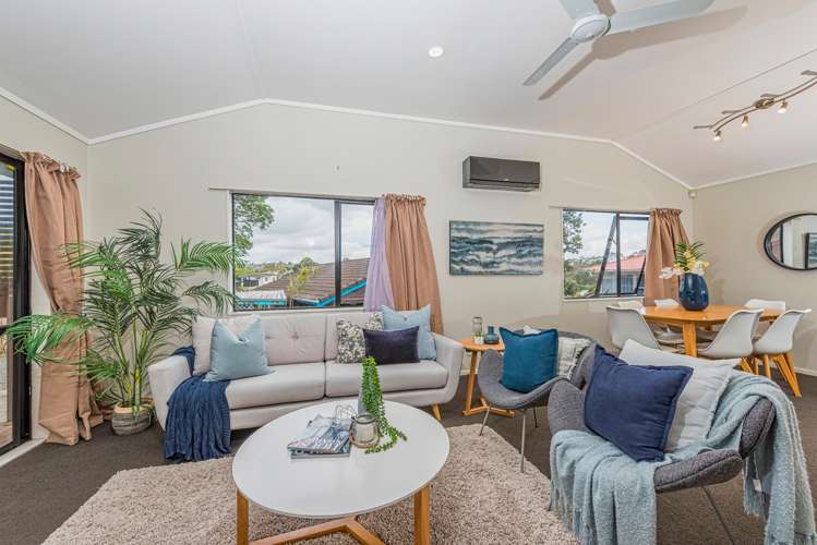 2/109 Don Buck Road Massey_8