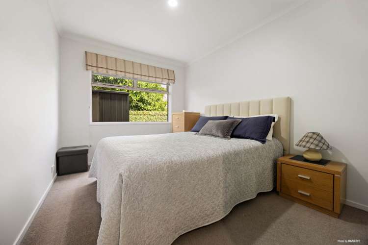 11c Lillian Place Orewa_17