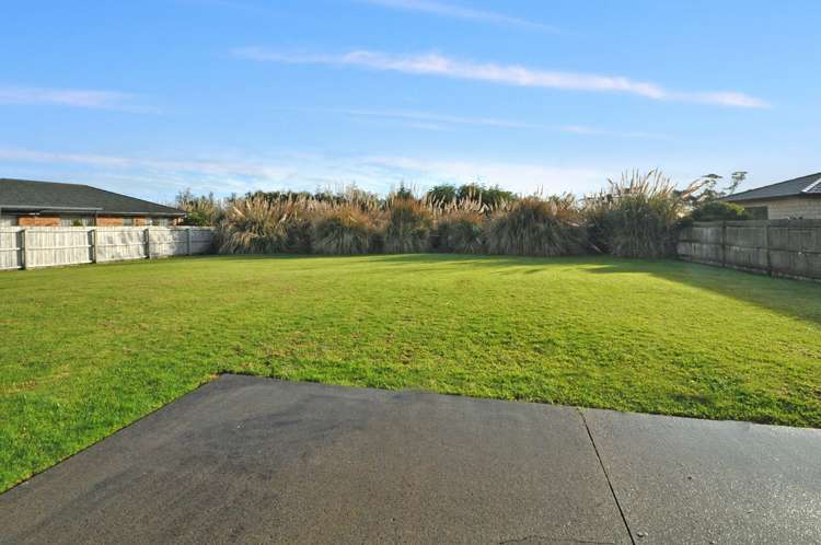 19 Aitkenhead Court Parakai_15