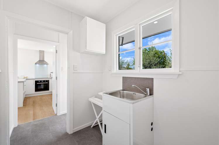 15 Vancouver Crescent Wainoni_9