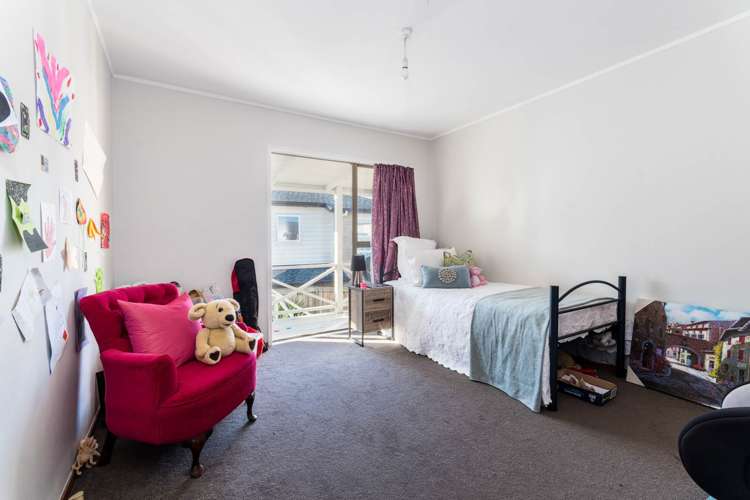 66 Hutchinsons Road Bucklands Beach_17