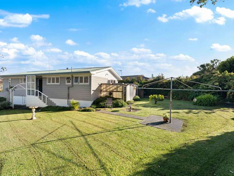 14 Janet Street Sunnyhills_11