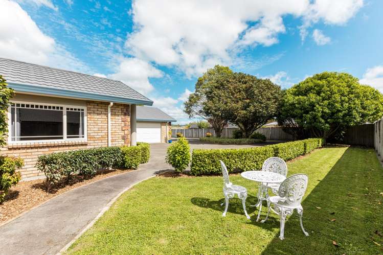 30 Galveston Grove Totara Park_32