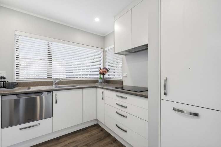 32/18 King Street Petone_8