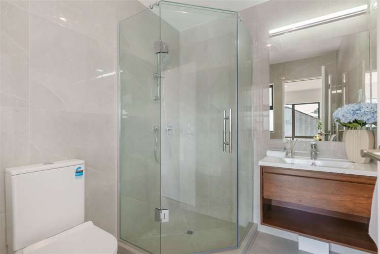 39 Lisnoble Road Flat Bush_31